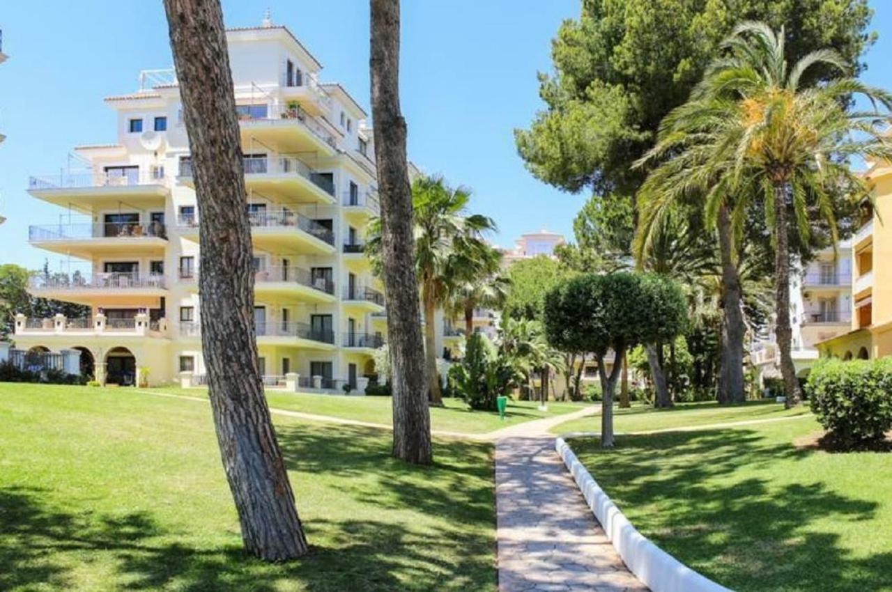 Beachfront Luxury Apartment, Puerto Banus, Marbella Luaran gambar
